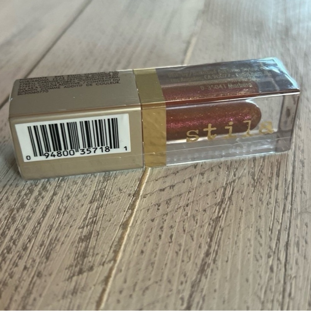 stila Beauty Boss Lip Gloss, Lip Plumper Lip Gloss 1.5 mil - Picture 5 of 5